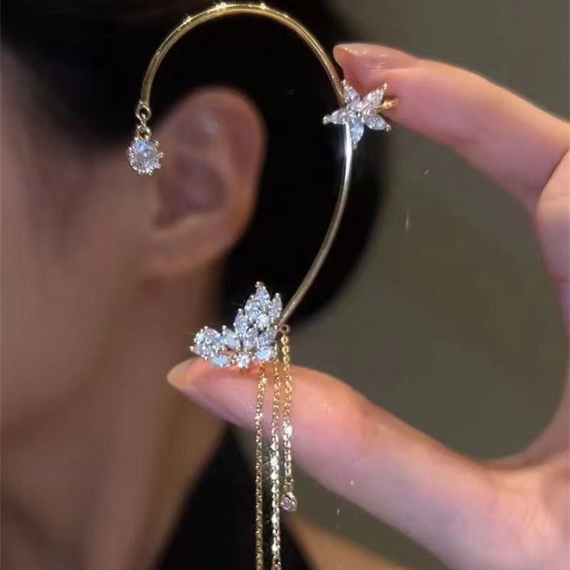 ✨🦋 Zirconia earrings with butterfly charm 💖✨