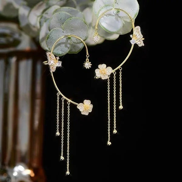 ✨🦋 Zirconia earrings with butterfly charm 💖✨