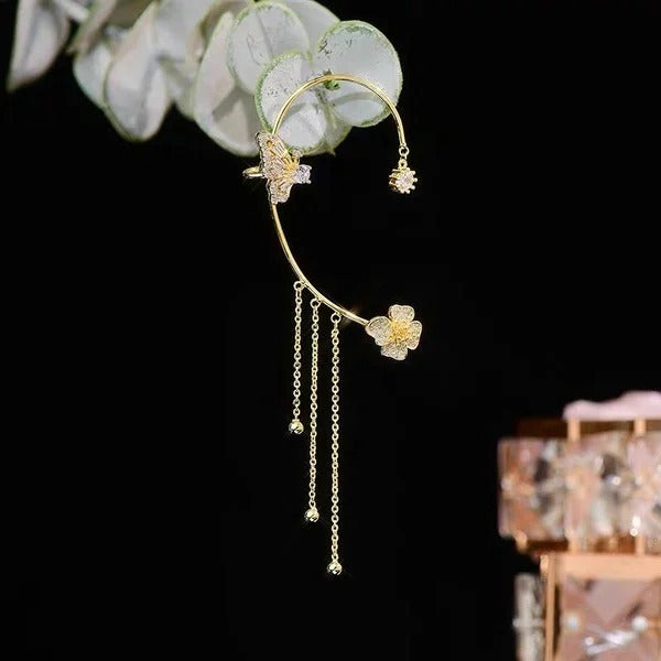 ✨🦋 Zirconia earrings with butterfly charm 💖✨